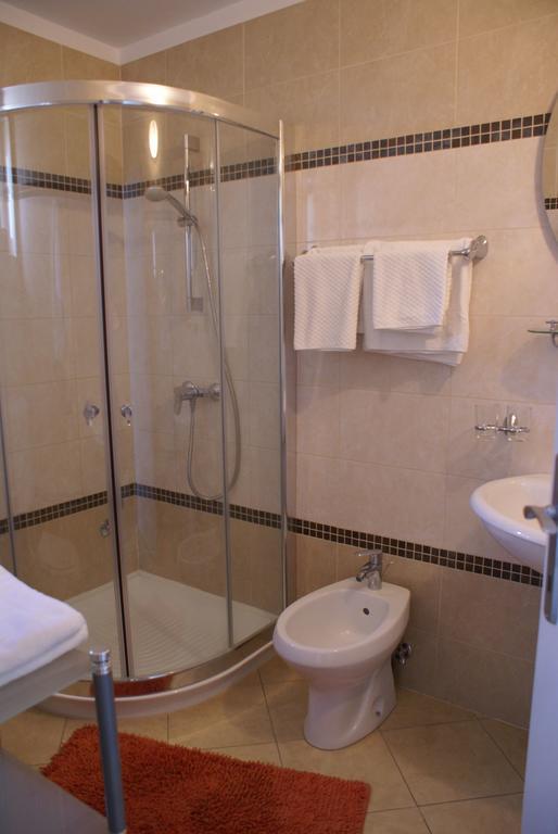 Apartment Adria Sun Porat  Exterior foto
